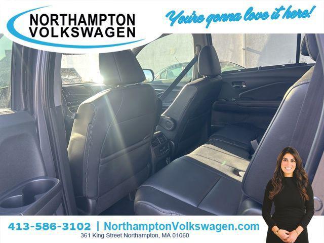 used 2022 Honda Pilot car, priced at $35,302