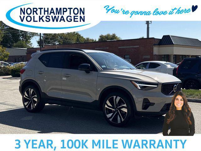 used 2025 Volvo XC40 car, priced at $38,998