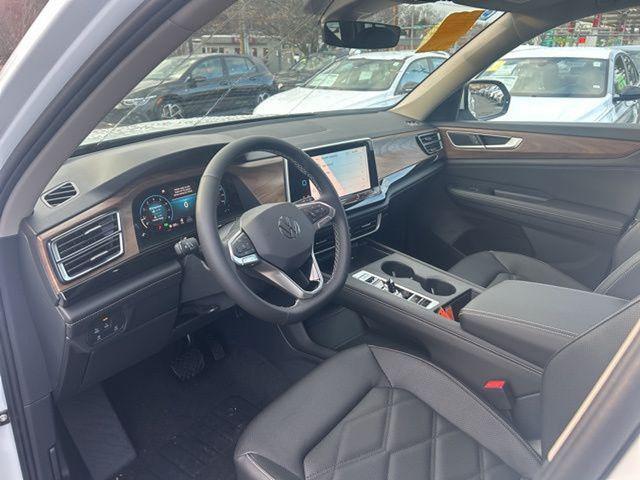 new 2025 Volkswagen Atlas car, priced at $36,418