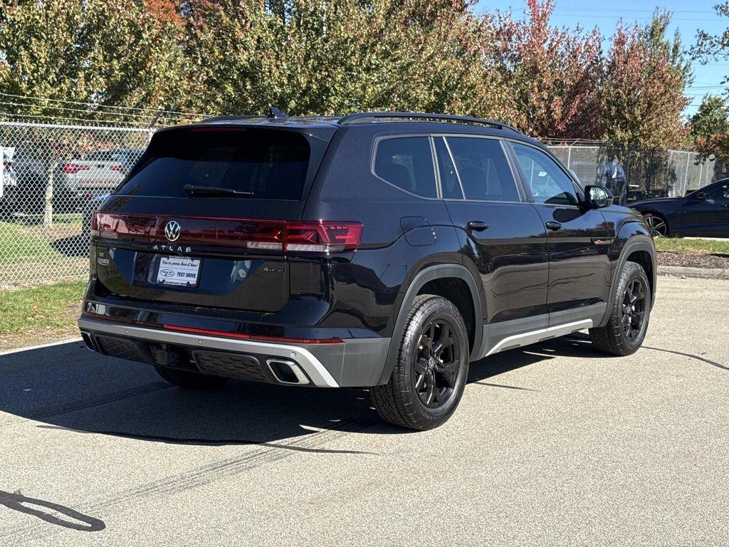 used 2025 Volkswagen Atlas car, priced at $40,985