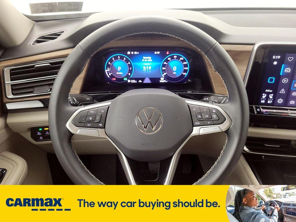 used 2024 Volkswagen Atlas car, priced at $32,998