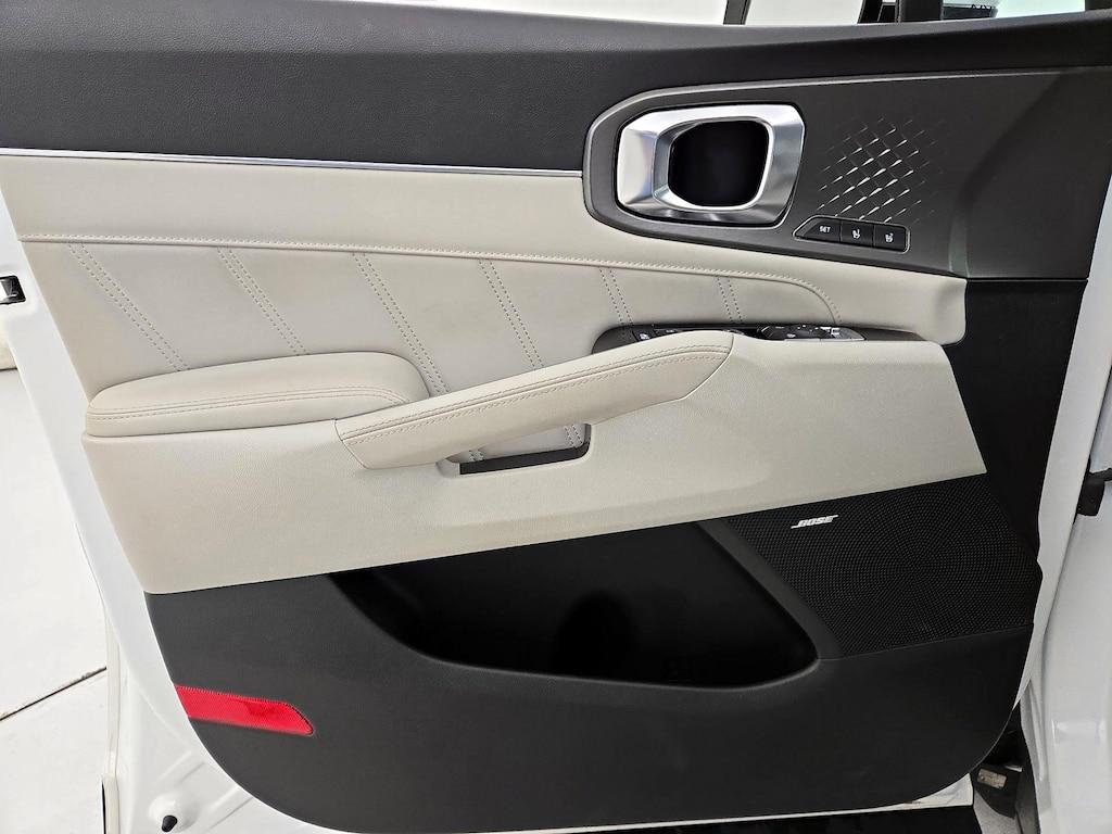 used 2023 Kia Sorento Hybrid car, priced at $38,998
