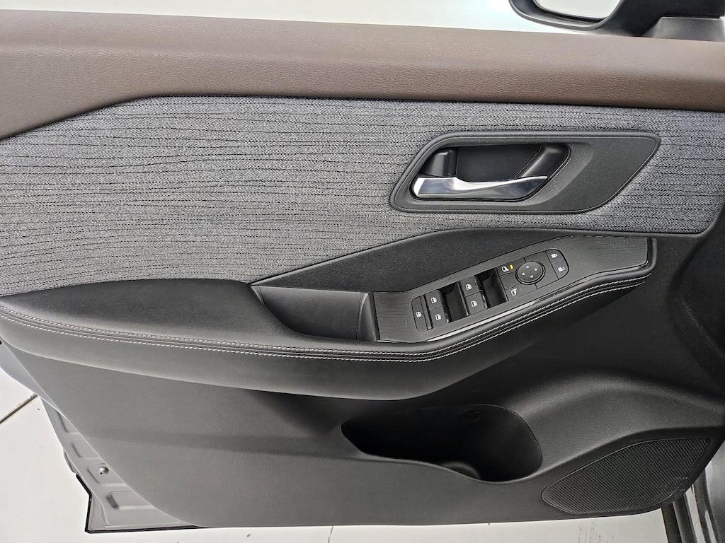 used 2023 Nissan Rogue car, priced at $21,998