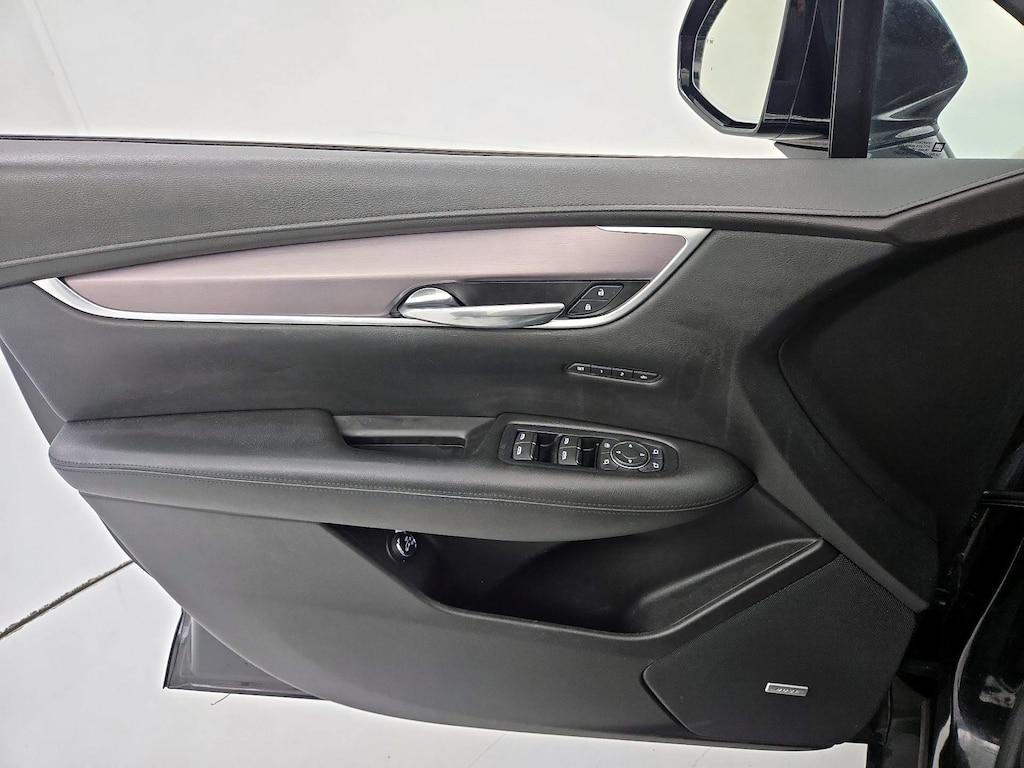 used 2017 Cadillac XT5 car, priced at $19,998