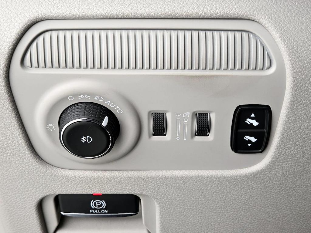 used 2022 Jeep Wagoneer car, priced at $49,998