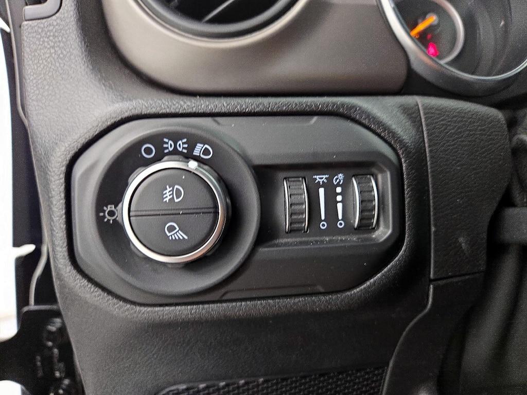 used 2021 Jeep Gladiator car, priced at $32,998