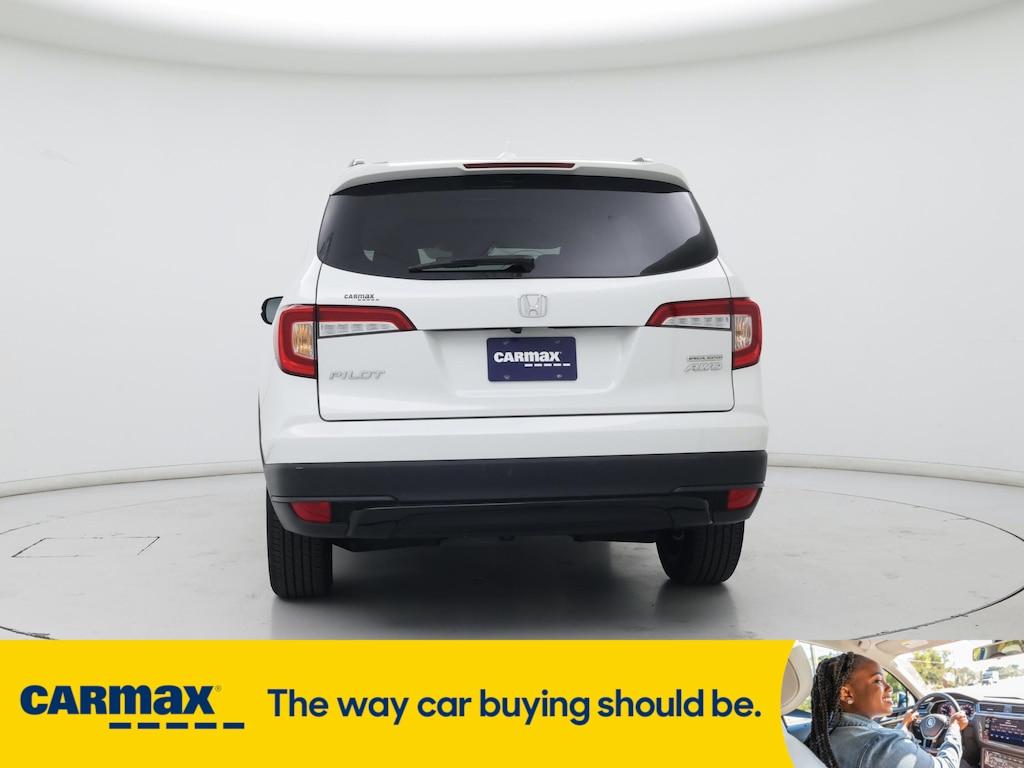 used 2022 Honda Pilot car, priced at $35,998