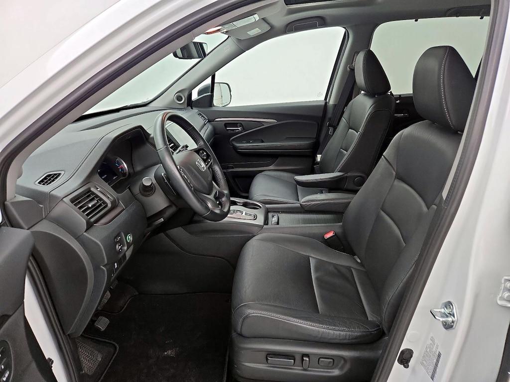 used 2022 Honda Pilot car, priced at $35,998