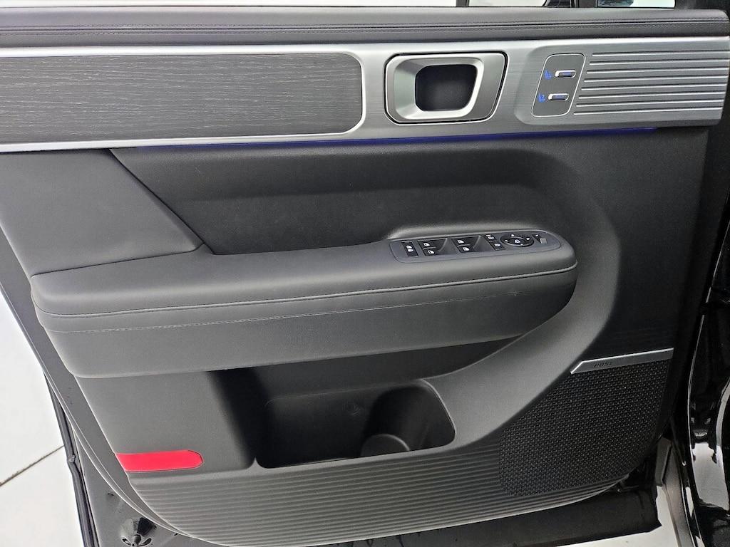used 2024 Hyundai Santa Fe car, priced at $38,998