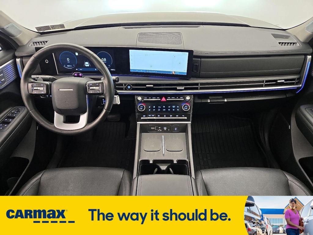 used 2024 Hyundai Santa Fe car, priced at $38,998