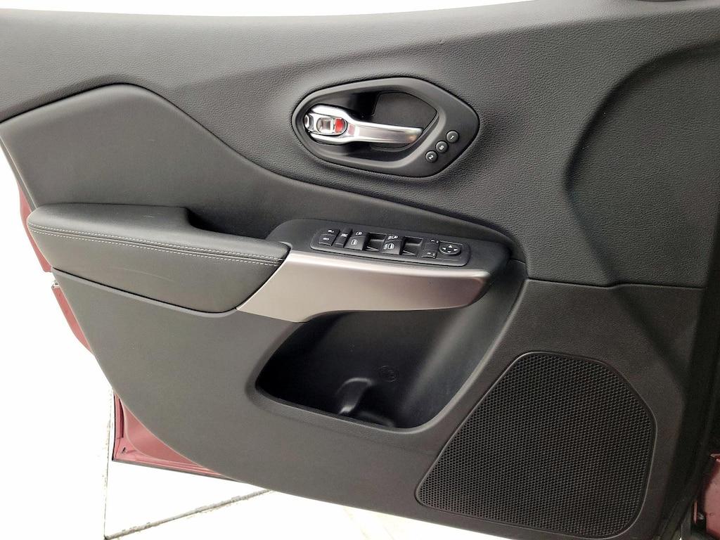 used 2019 Jeep Cherokee car, priced at $19,998