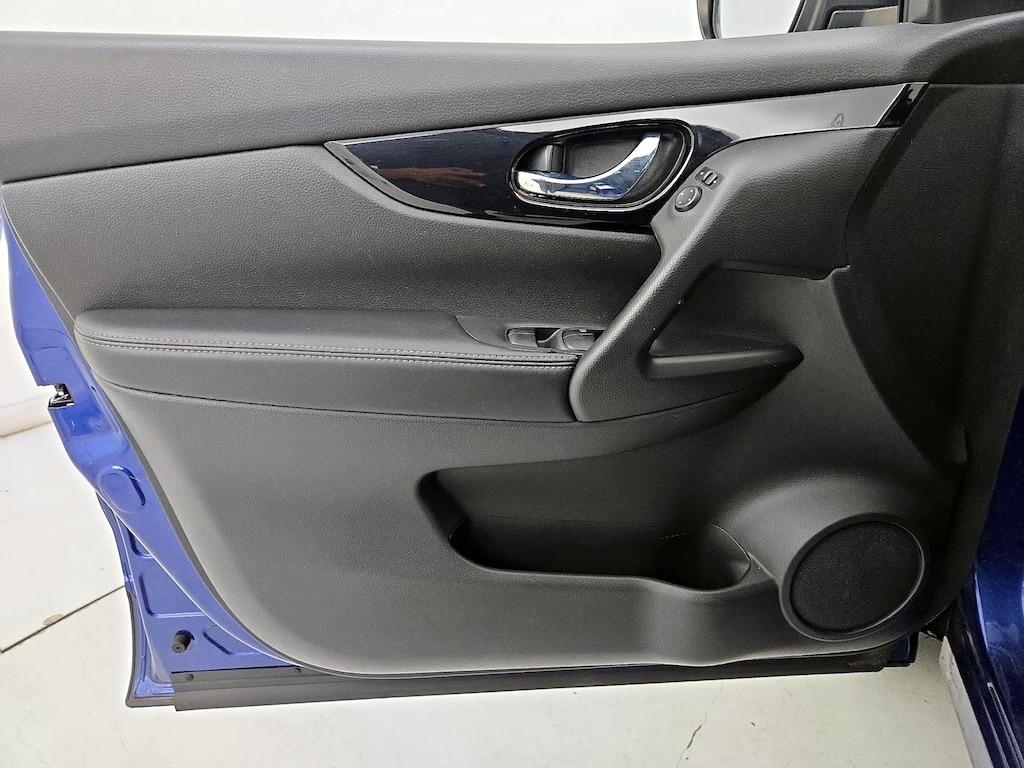 used 2017 Nissan Rogue Sport car, priced at $15,998