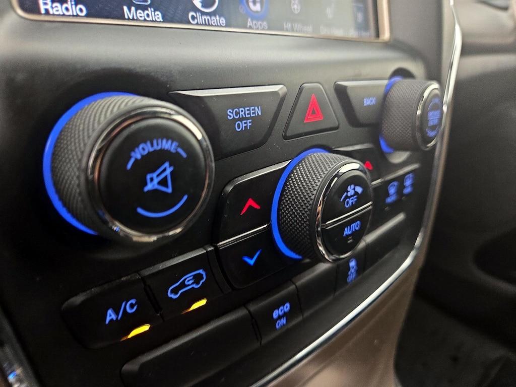 used 2015 Jeep Grand Cherokee car, priced at $16,998