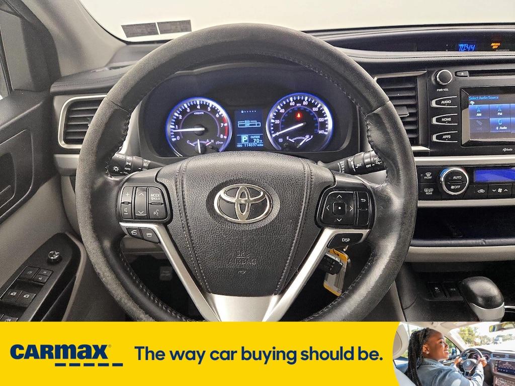 used 2015 Toyota Highlander car, priced at $17,998