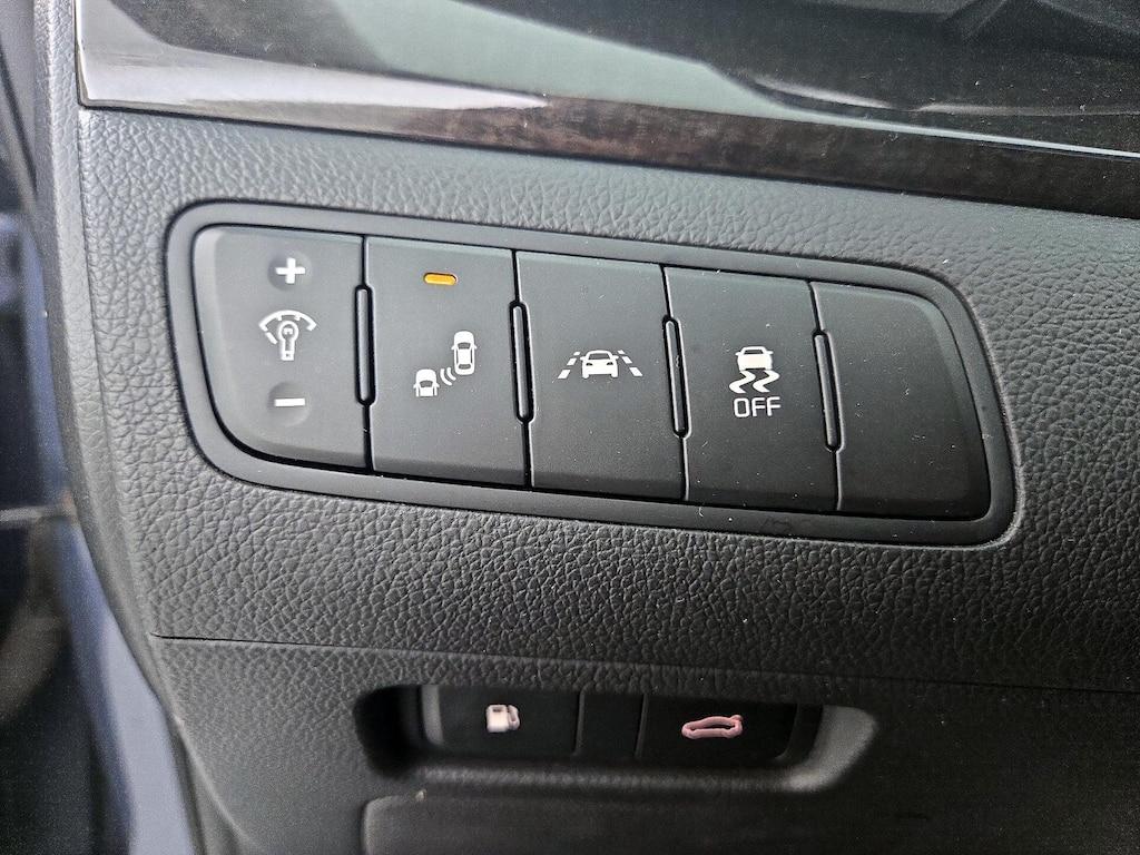 used 2015 Kia Cadenza car, priced at $12,599