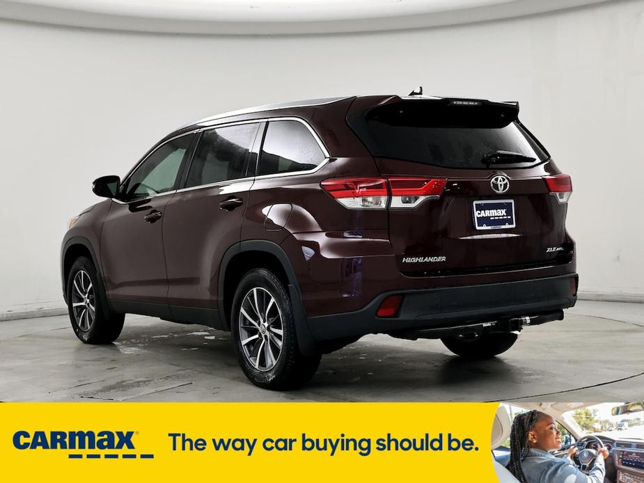 used 2019 Toyota Highlander car, priced at $31,998