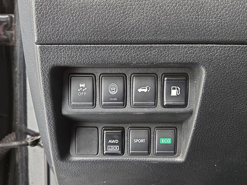 used 2019 Nissan Rogue car, priced at $17,998