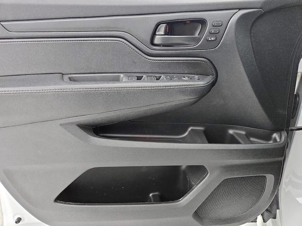 used 2023 Honda Odyssey car, priced at $34,998