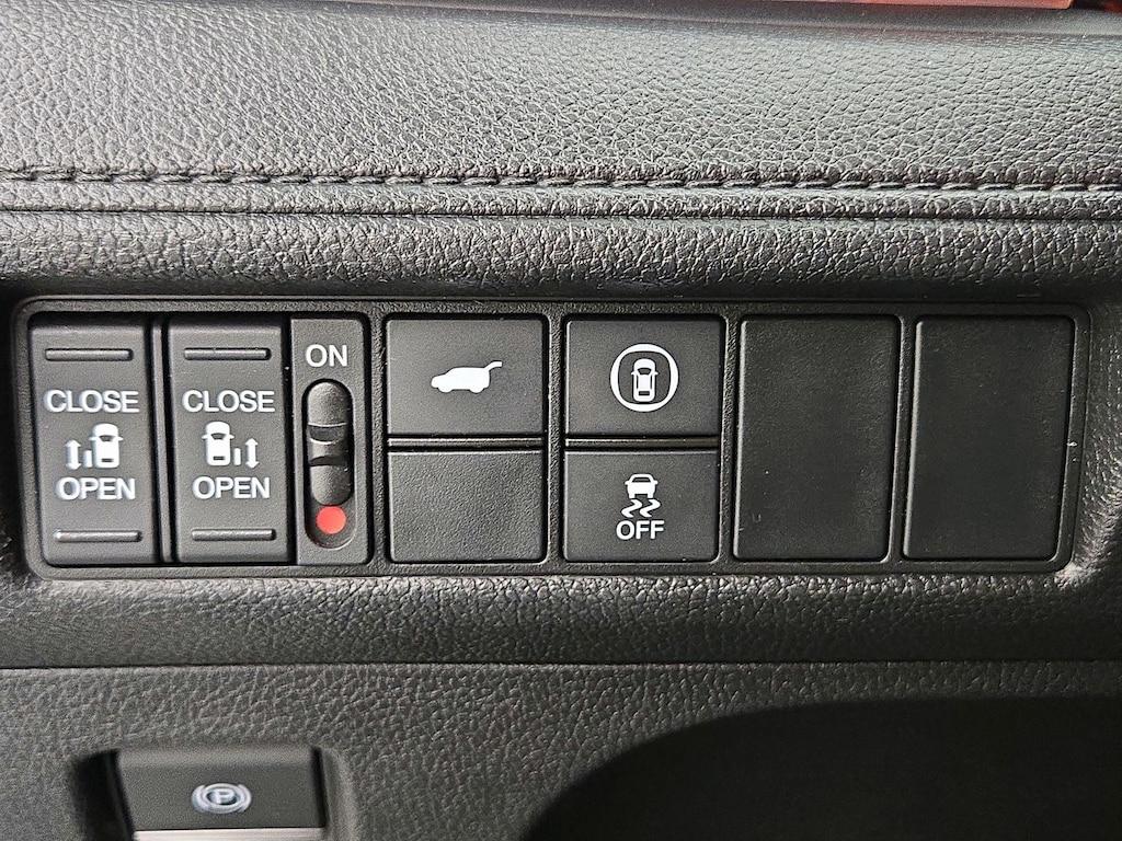 used 2023 Honda Odyssey car, priced at $34,998