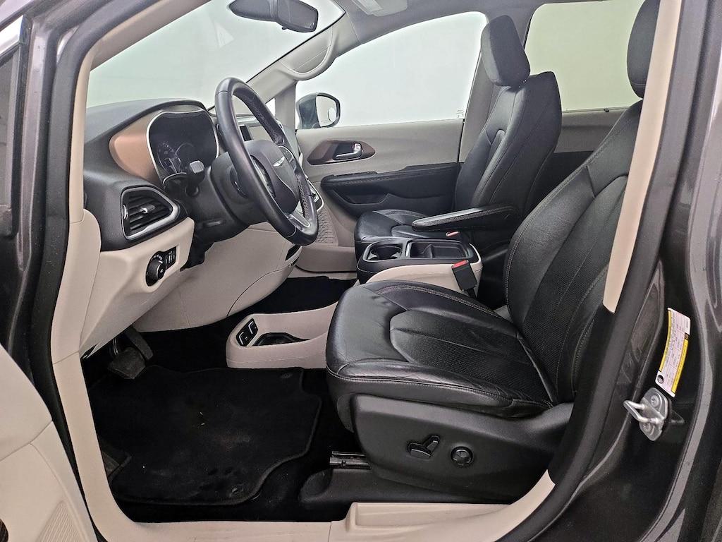 used 2018 Chrysler Pacifica car, priced at $20,998