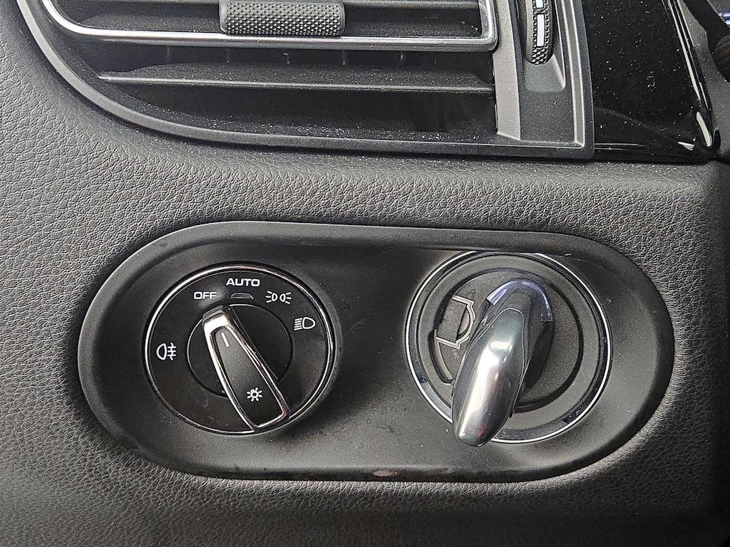 used 2022 Porsche Macan car, priced at $45,998