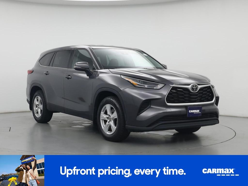 used 2022 Toyota Highlander car, priced at $31,998