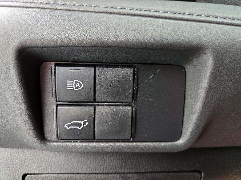 used 2020 Toyota Highlander car, priced at $34,998