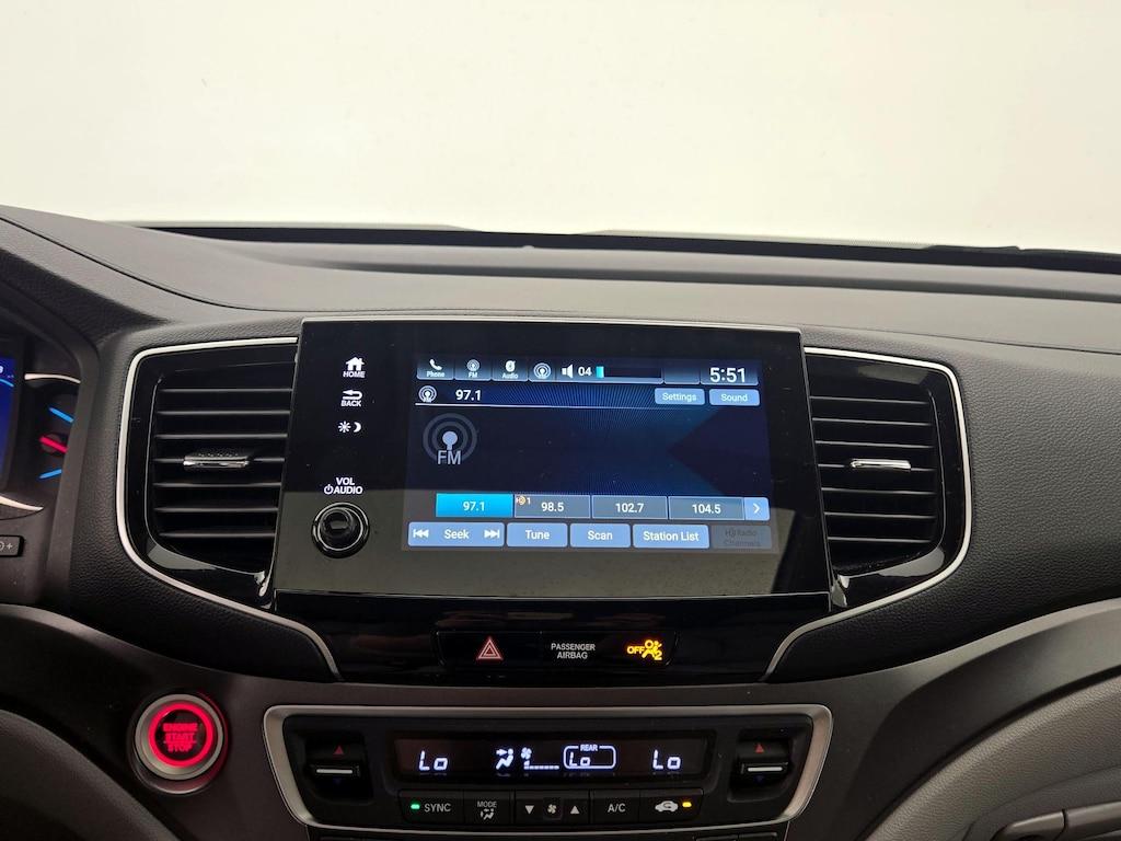 used 2022 Honda Pilot car, priced at $33,998
