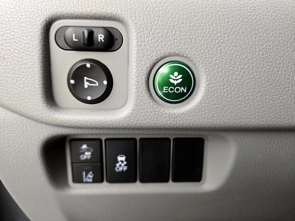 used 2021 Honda Pilot car, priced at $30,998