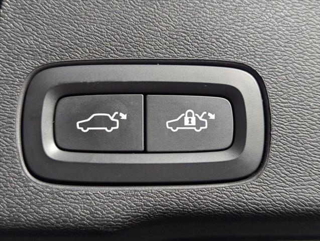 used 2020 Volvo XC60 car, priced at $24,748