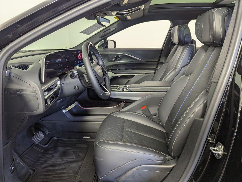 used 2025 Cadillac LYRIQ car, priced at $49,875