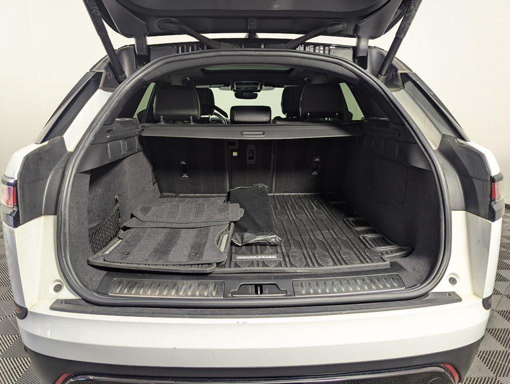 used 2022 Land Rover Range Rover Velar car, priced at $30,981