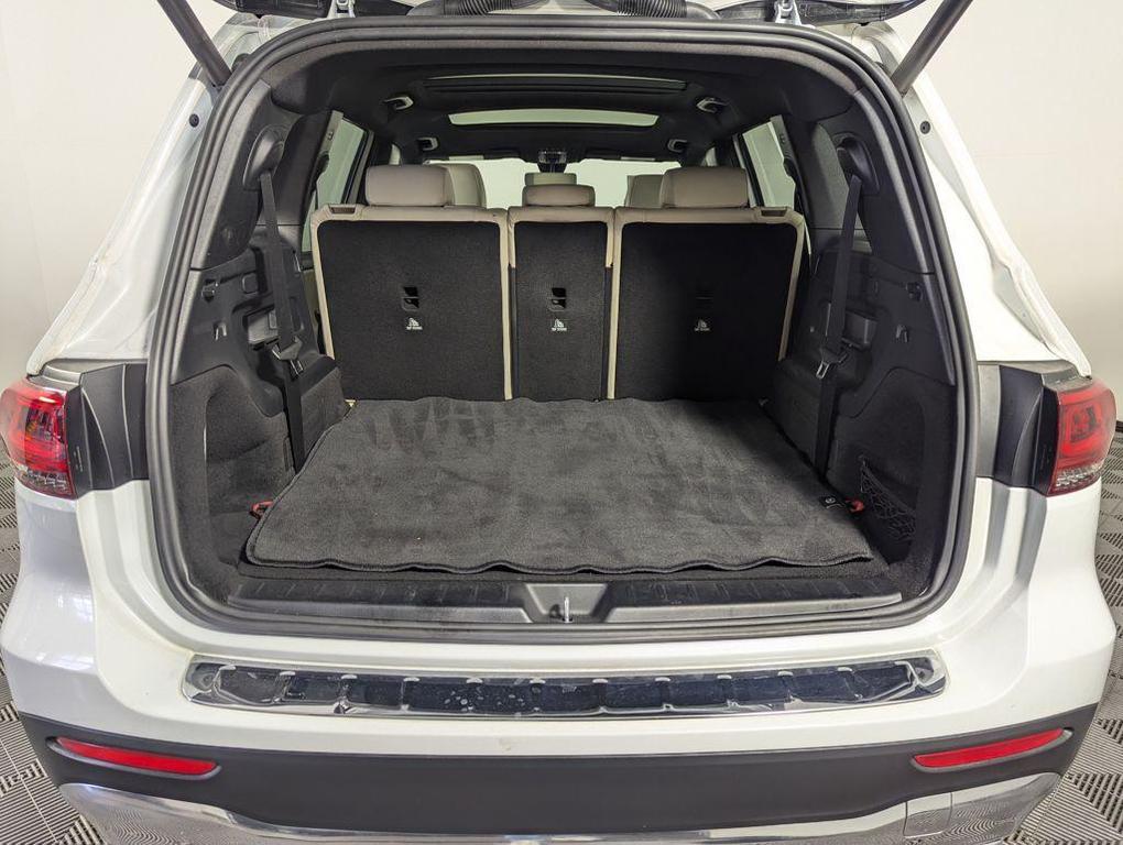 used 2021 Mercedes-Benz GLB 250 car, priced at $23,989