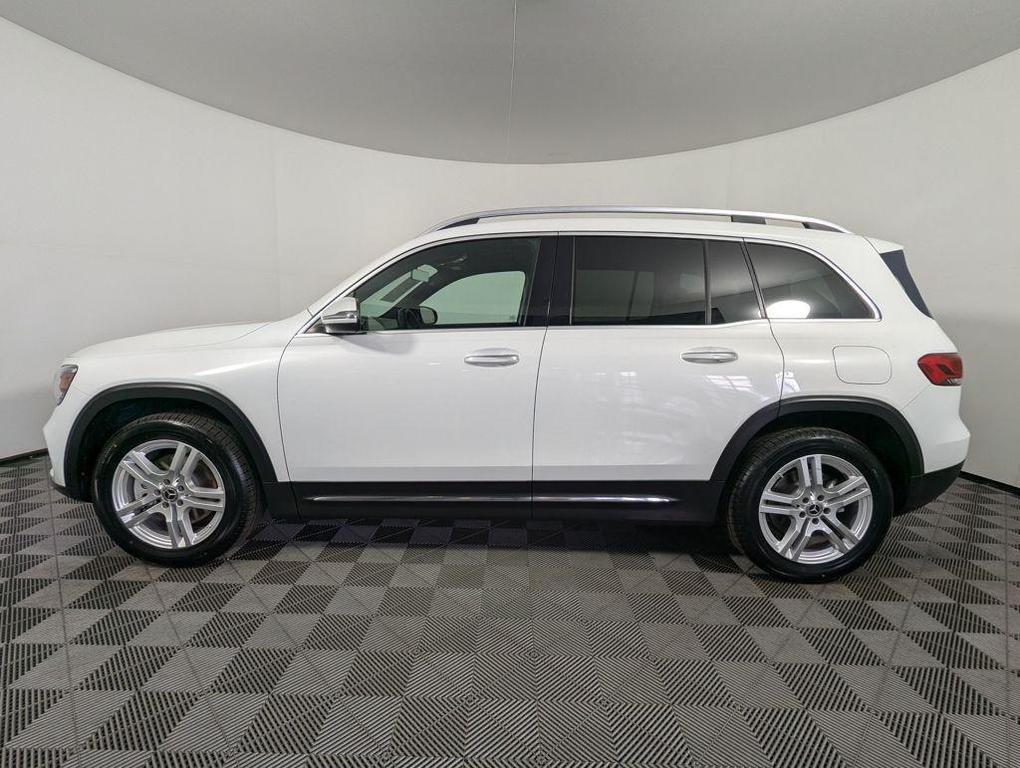 used 2021 Mercedes-Benz GLB 250 car, priced at $23,989