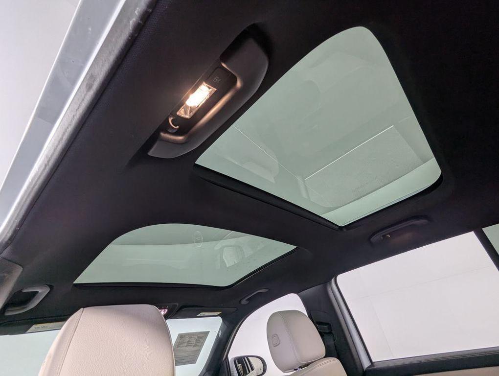 used 2021 Mercedes-Benz GLB 250 car, priced at $23,989