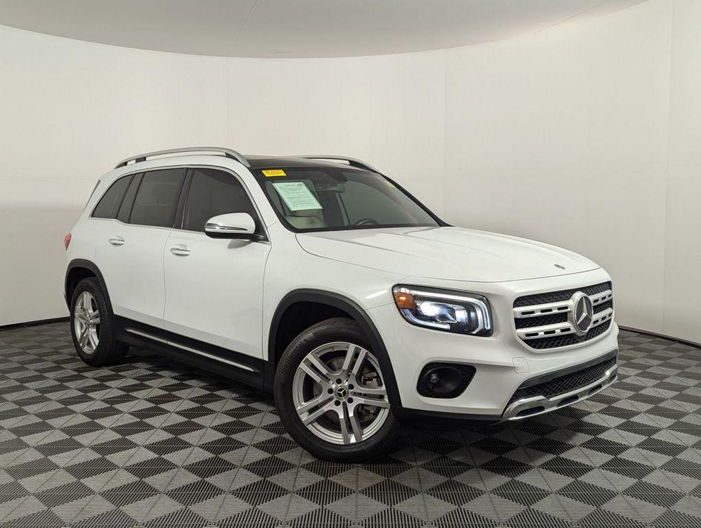 used 2021 Mercedes-Benz GLB 250 car, priced at $26,952