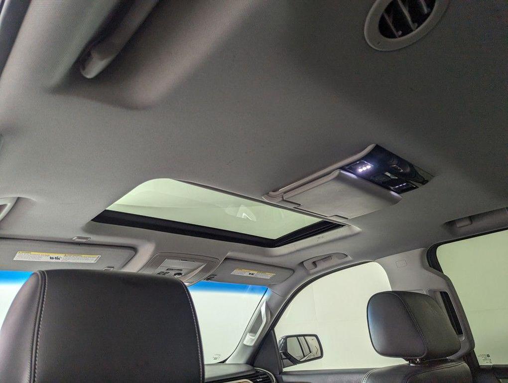 used 2015 GMC Yukon car