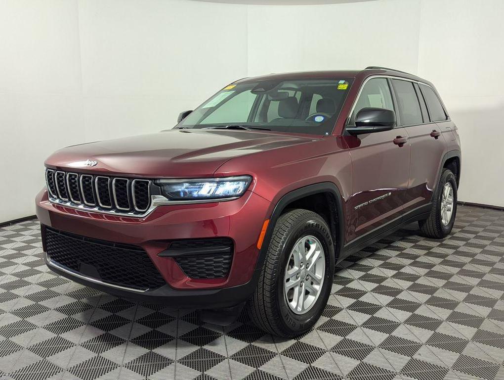 used 2024 Jeep Grand Cherokee car, priced at $23,646
