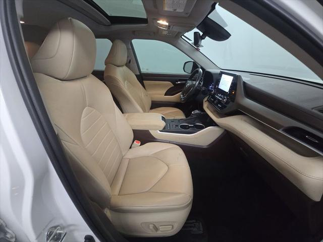 used 2020 Toyota Highlander car, priced at $29,860