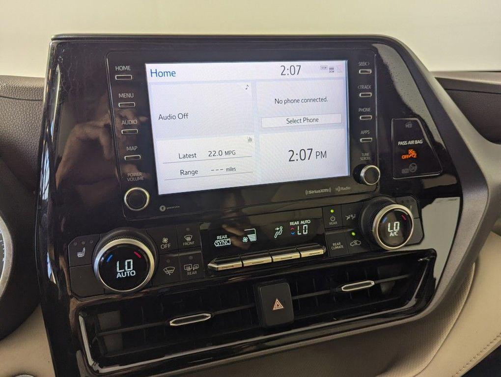 used 2020 Toyota Highlander car, priced at $28,997