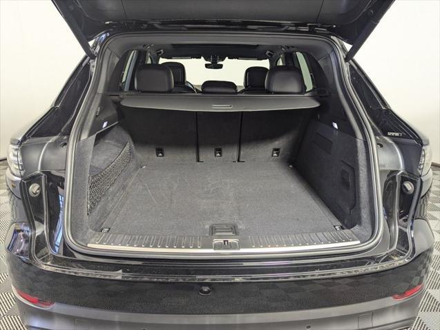used 2019 Porsche Cayenne car, priced at $35,741