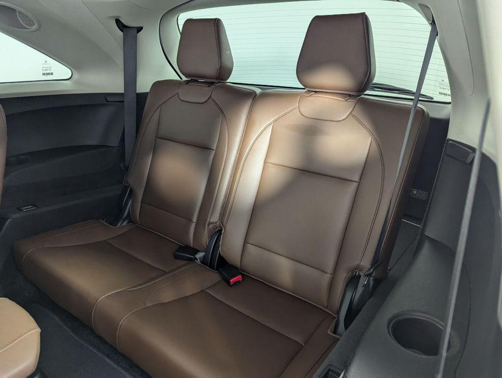 used 2017 Acura MDX car, priced at $17,488