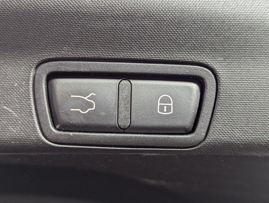 used 2022 Alfa Romeo Stelvio car, priced at $26,845