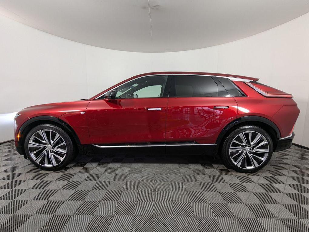 used 2024 Cadillac LYRIQ car, priced at $43,724
