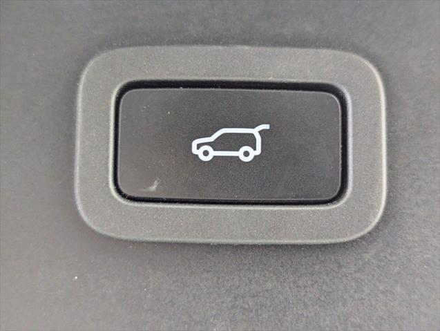 used 2022 Land Rover Range Rover Velar car, priced at $40,249