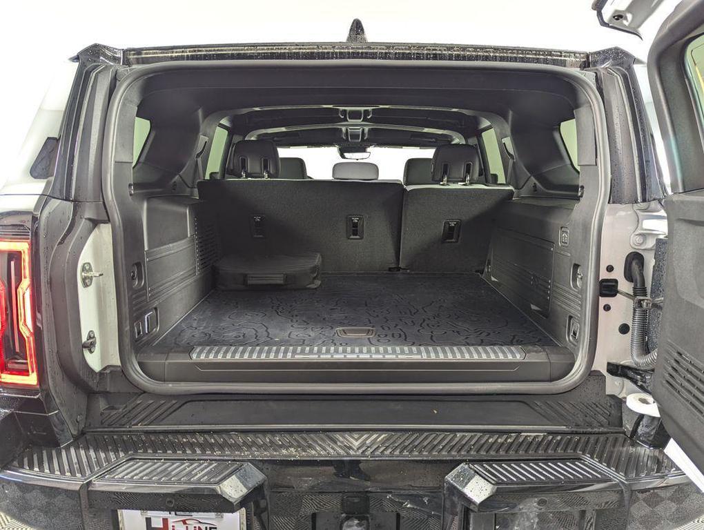 used 2025 GMC HUMMER EV SUV car, priced at $71,890