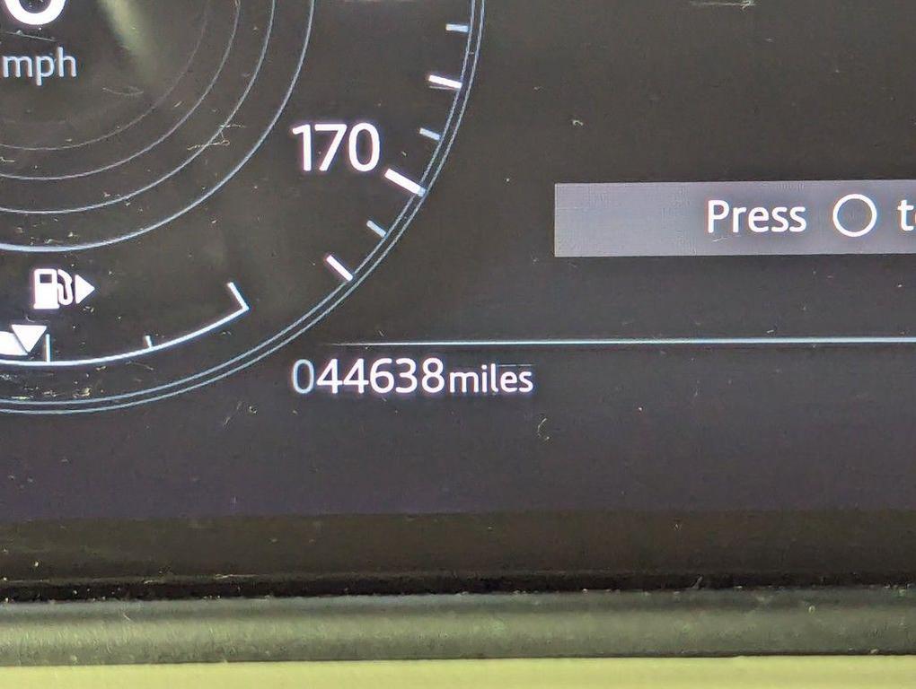 used 2021 Land Rover Range Rover Velar car, priced at $33,971