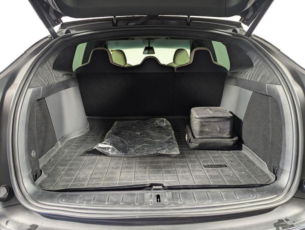 used 2020 Tesla Model X car, priced at $27,624