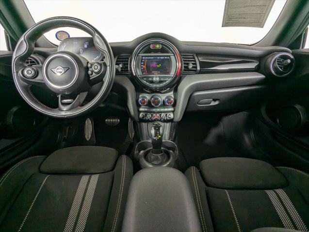 used 2021 MINI Hardtop car, priced at $20,744