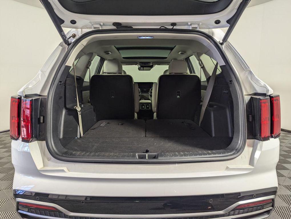 used 2021 Kia Sorento car, priced at $23,832